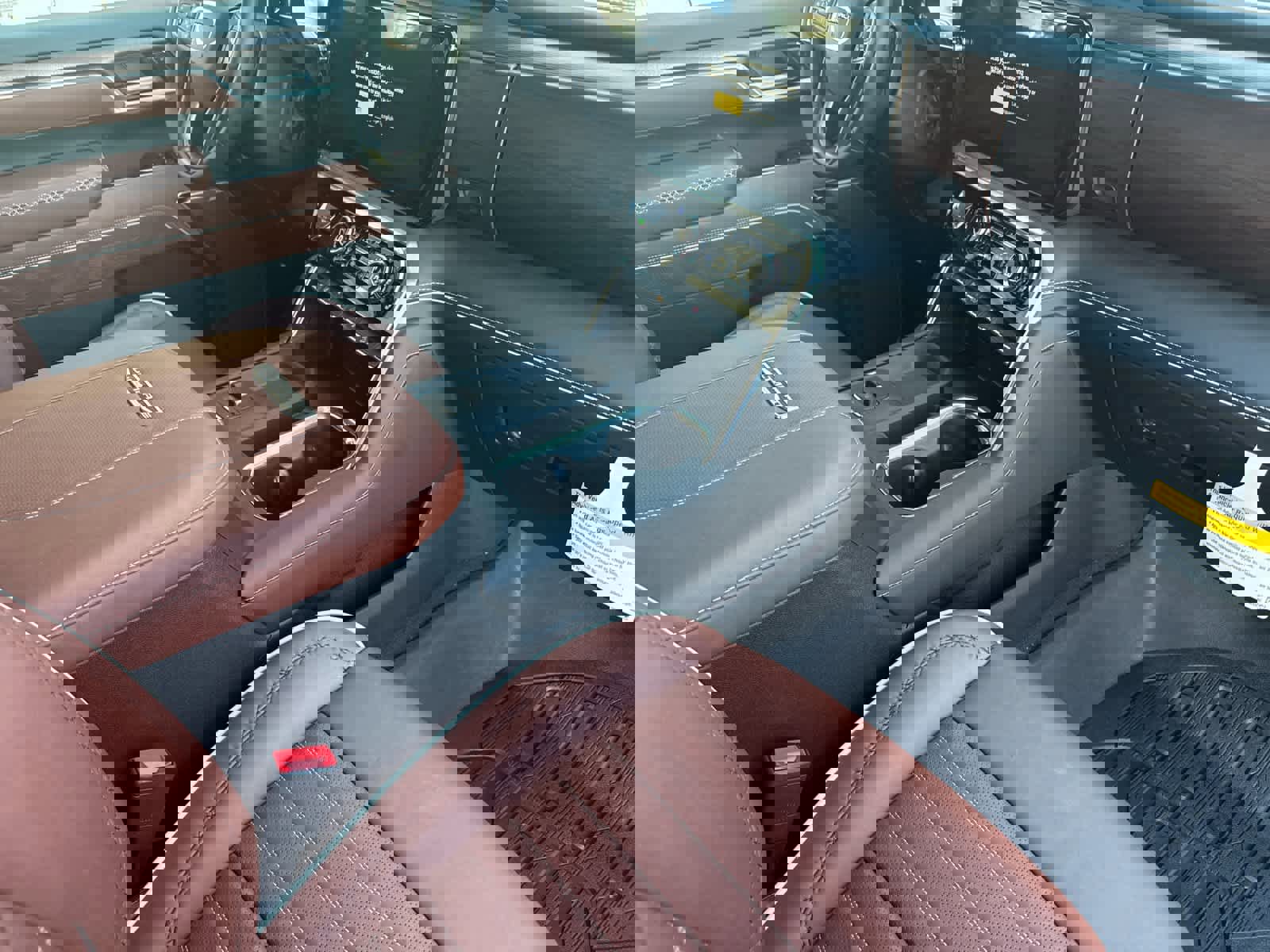 New 2025 GMC Sierra 2500 Denali Ultimate image 14