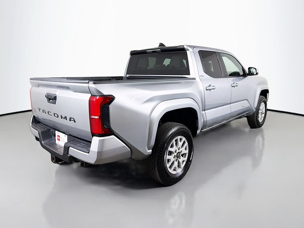 Used 2024 Toyota Tacoma SR5 AWD/4WD image 6