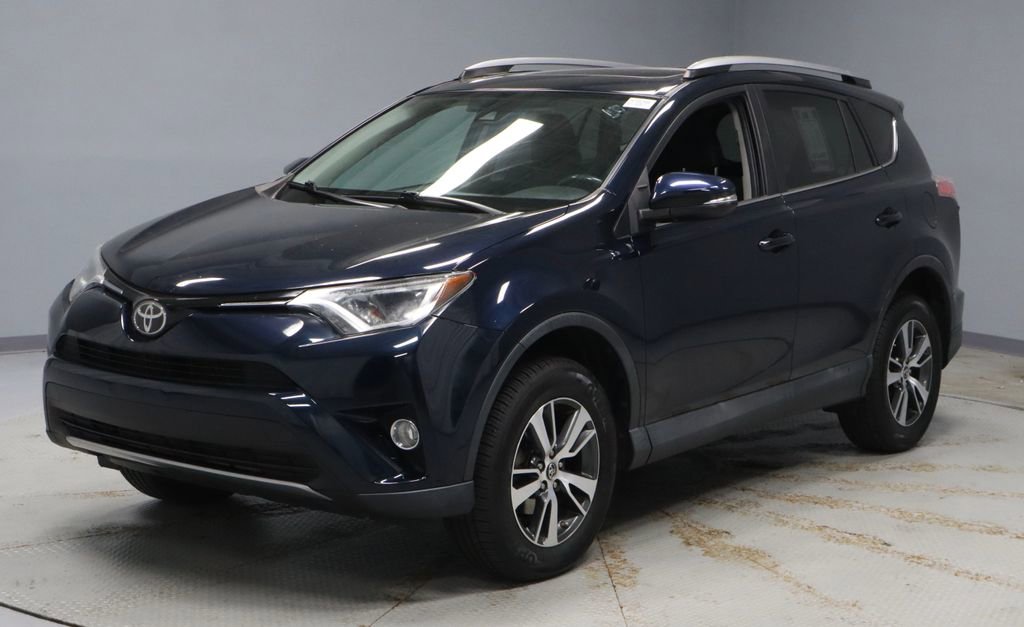 Used 2018 Toyota RAV4 XLE w/ Plus Extra Value Package FWD image 7
