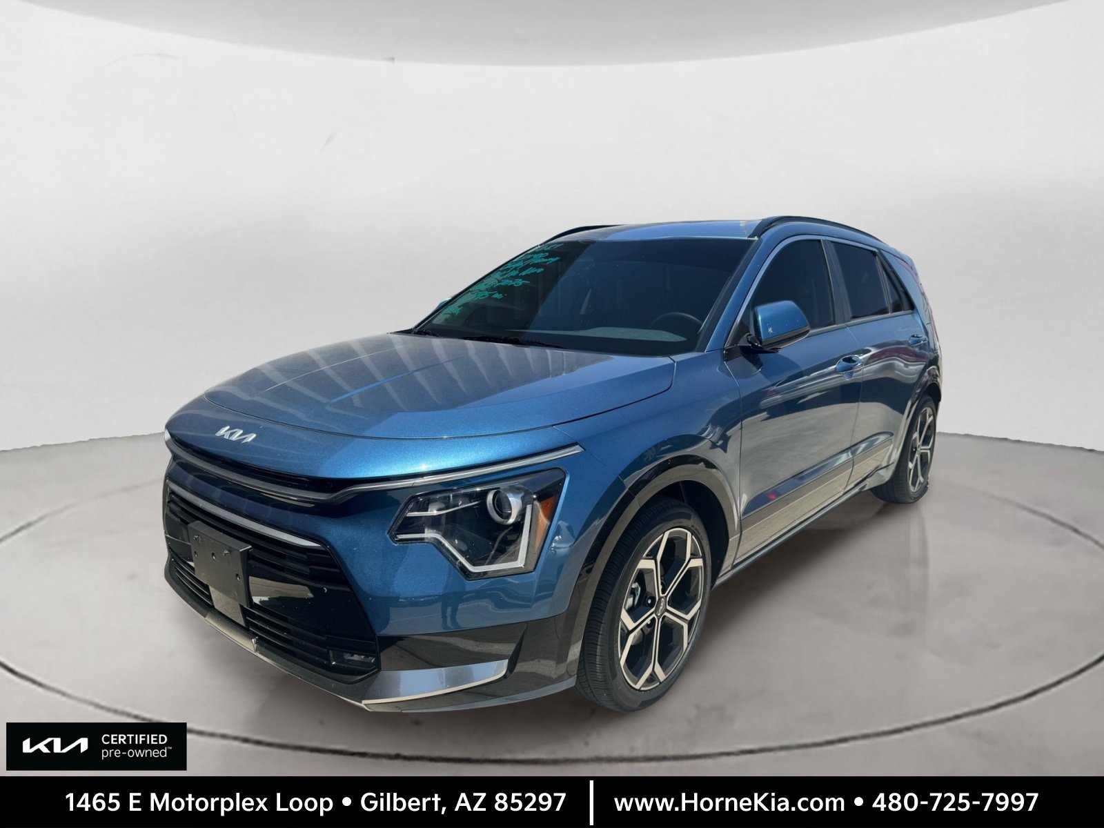 Certified 2024 Kia Niro EX Touring FWD image 1