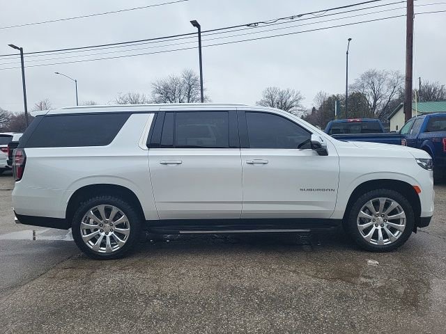 Used 2021 Chevrolet Suburban Premier w/ Premium Package image 29