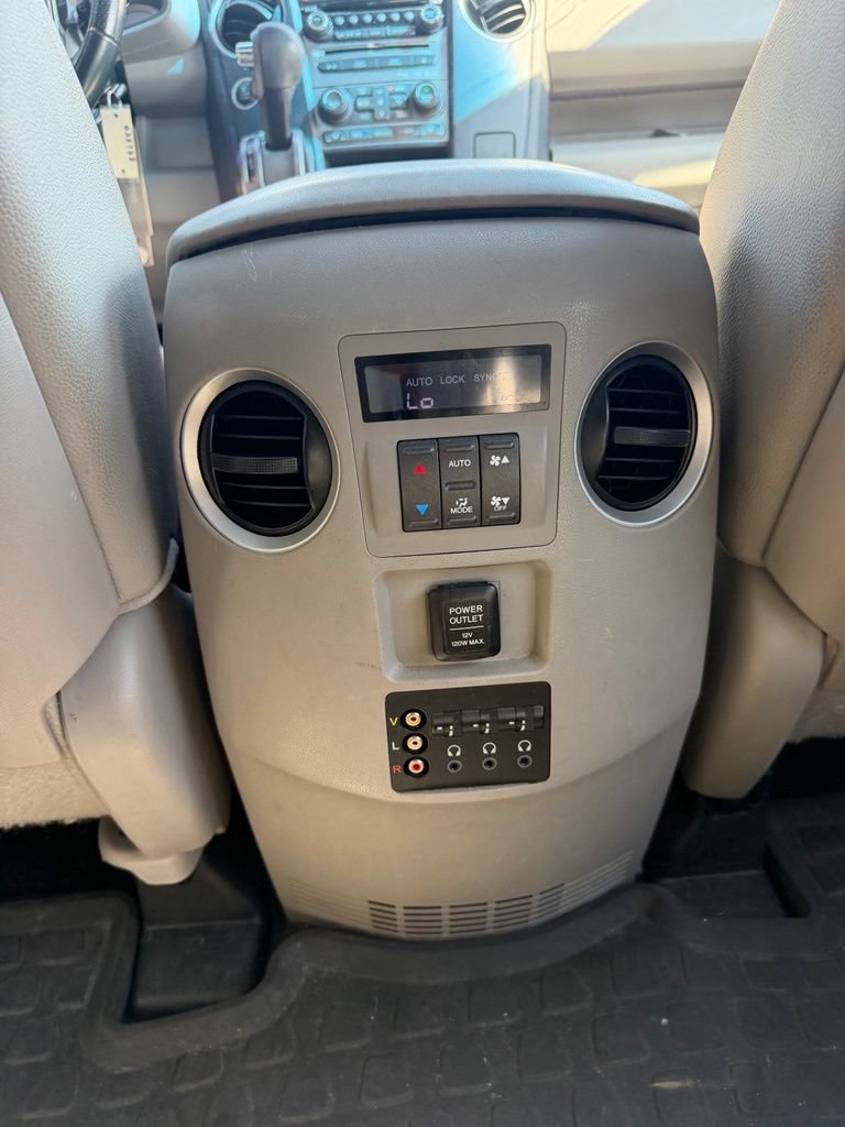 Used 2012 Honda Pilot Touring image 15