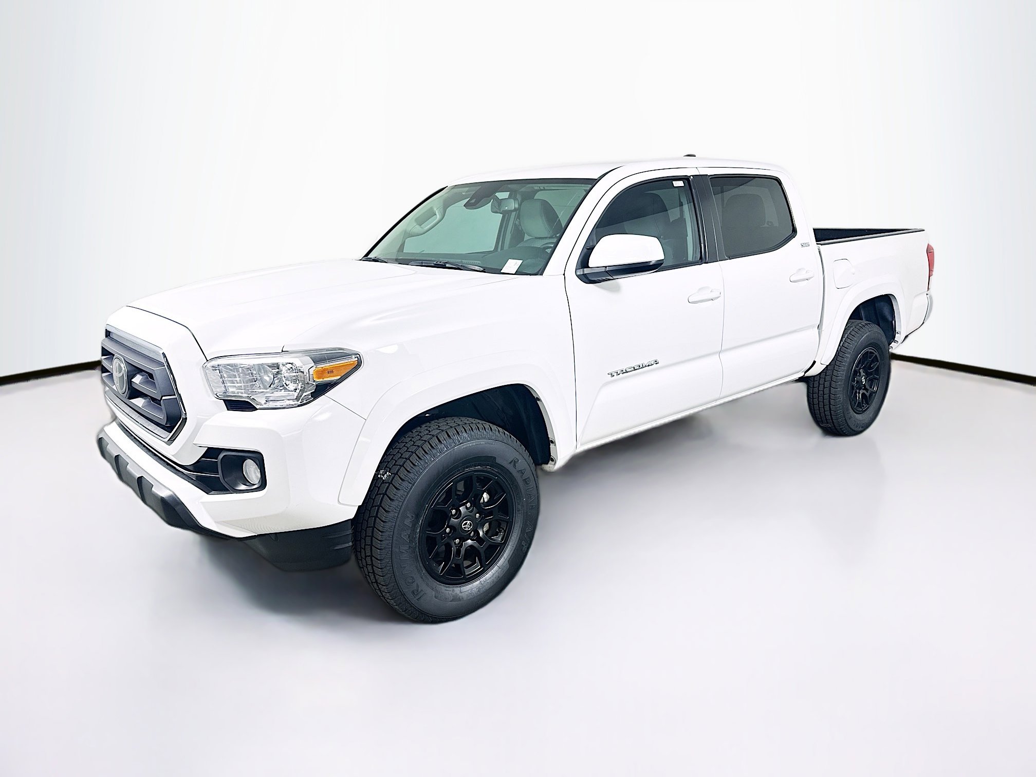 Used 2021 Toyota Tacoma SR5 image 3