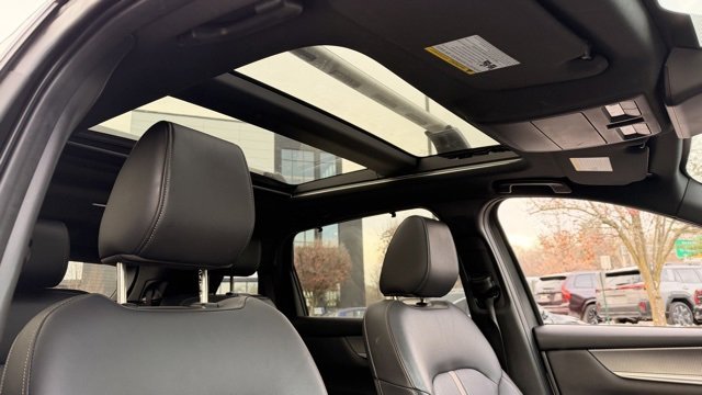 Used 2024 MAZDA CX-90 3.3 Turbo w/ Premium Plus Pkg image 3