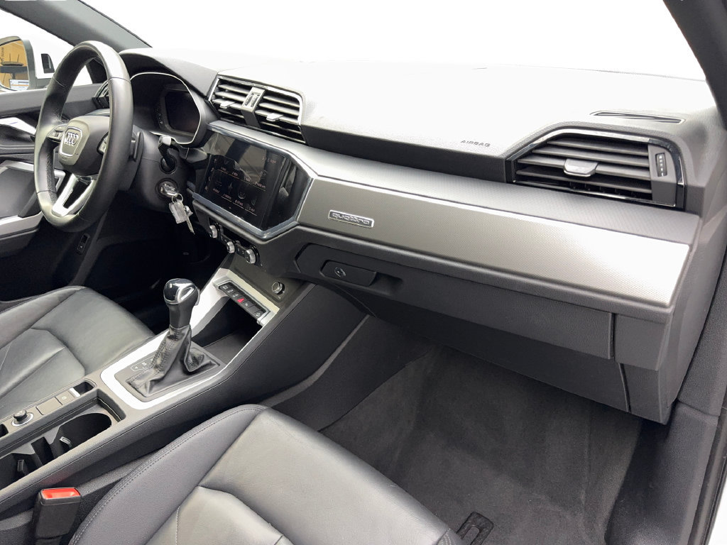 Used 2025 Audi Q3 2.0T Premium AWD/4WD image 55