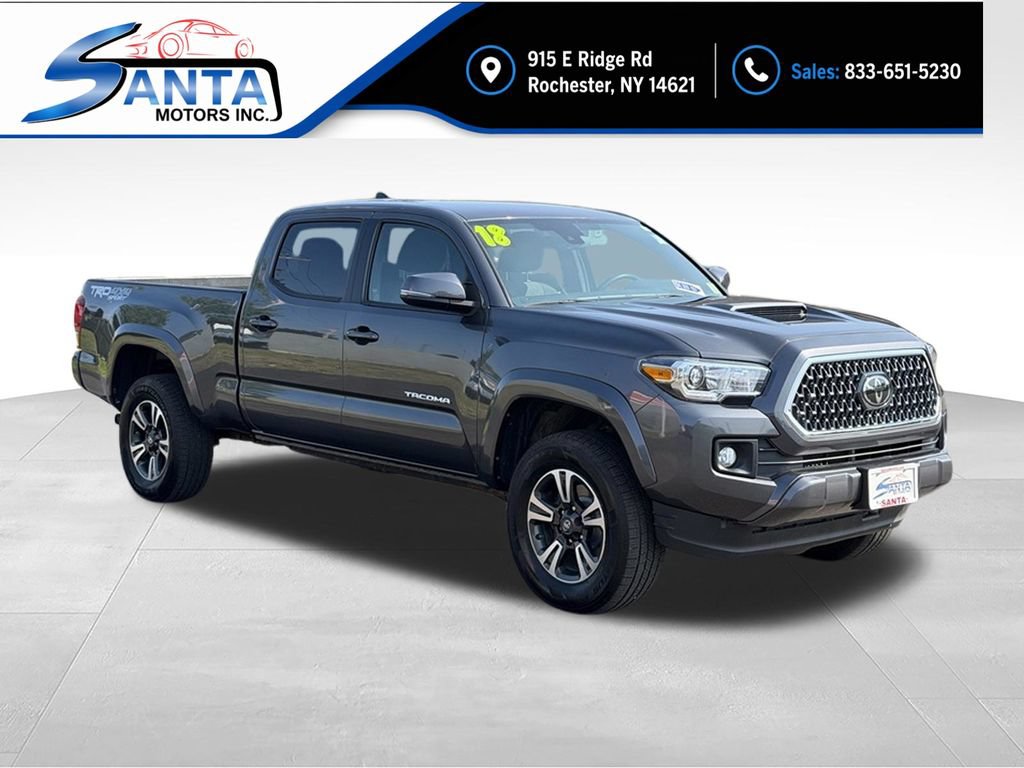 Used 2018 Toyota Tacoma TRD Sport AWD/4WD image 3