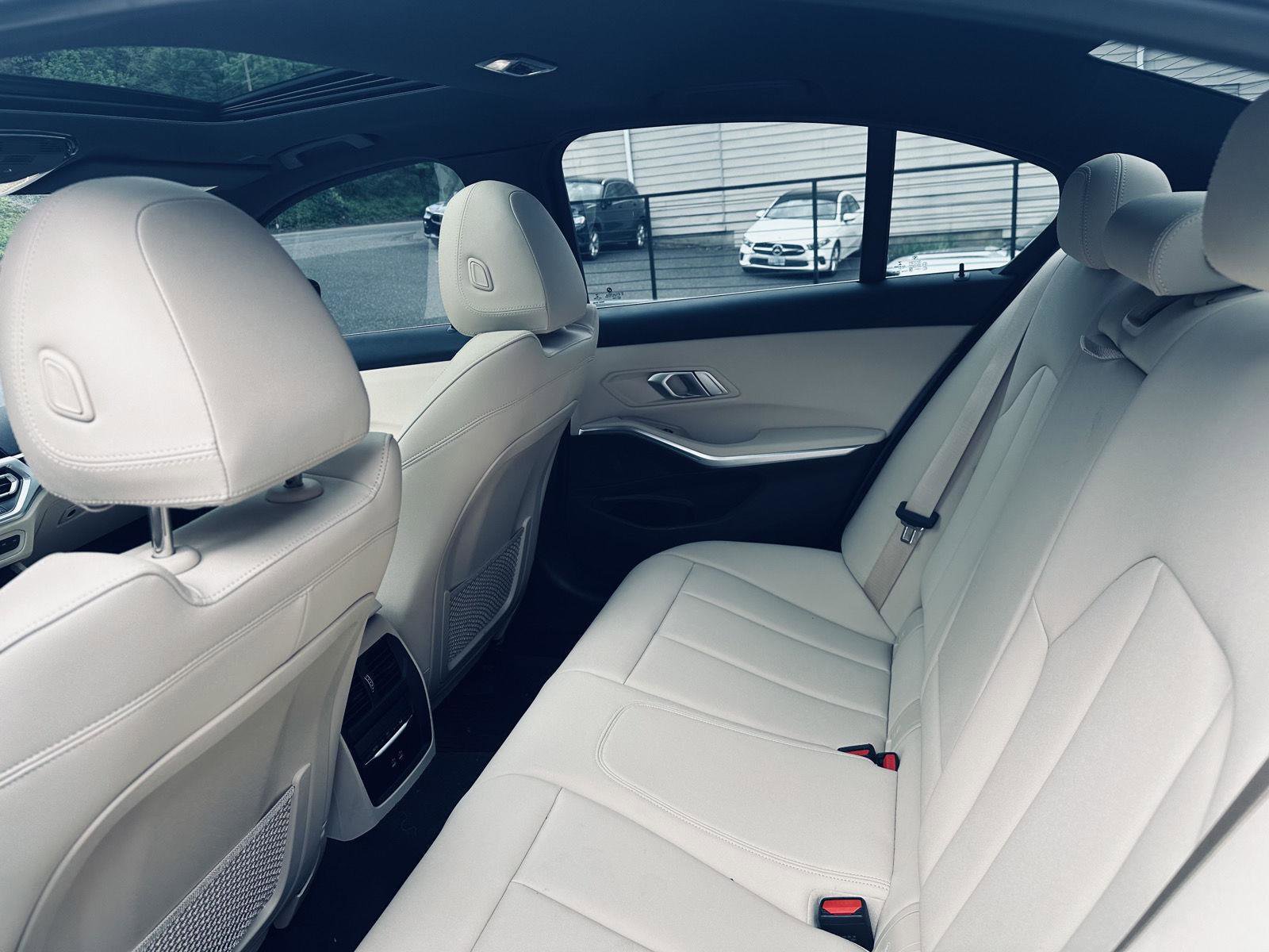 Used 2021 BMW 330e w/ Executive Package RWD image 6