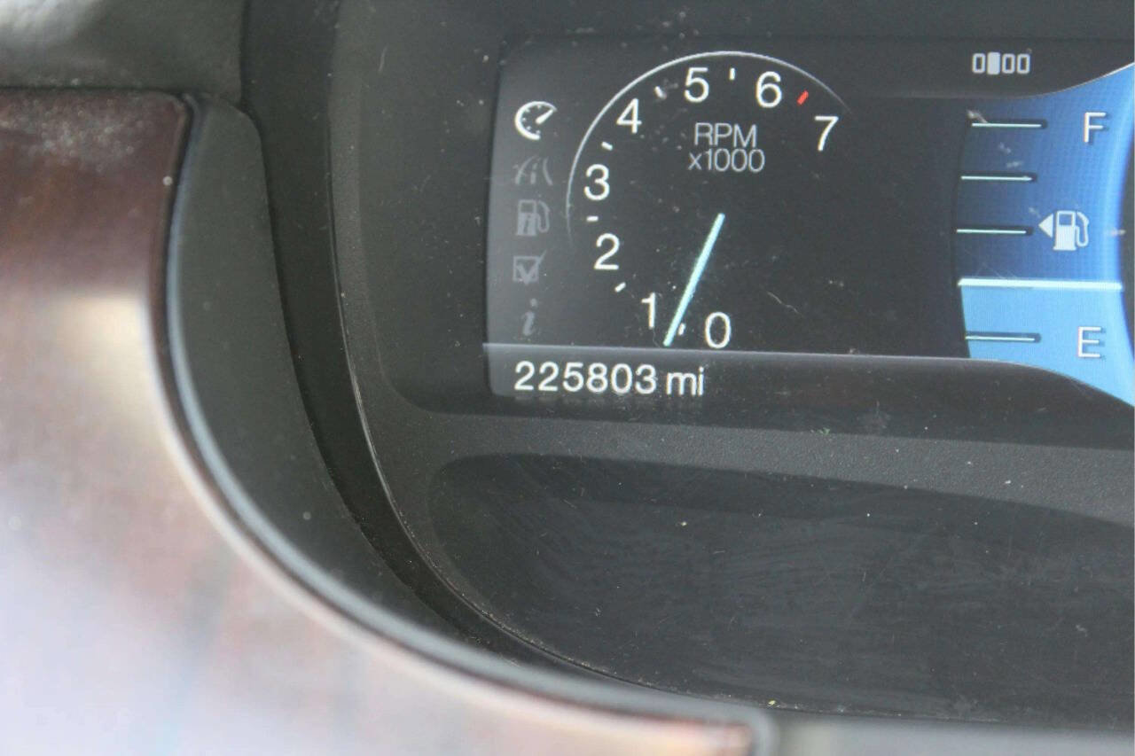 Used 2011 Ford Edge Limited w/ 301A Rapid Spec Order Code AWD/4WD image 9