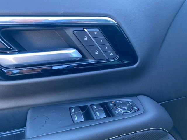 New 2026 Chevrolet Suburban Premier image 16