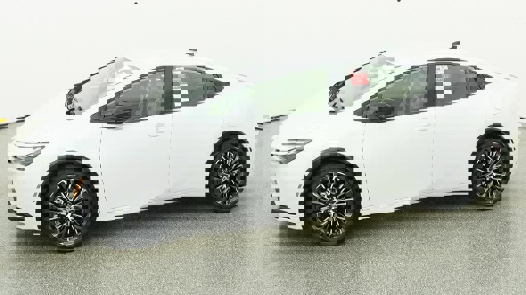 New 2026 Toyota Prius XLE FWD image 20