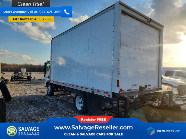 Used 2021 Isuzu NPR image 3