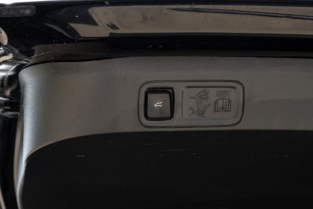 Used 2022 Lincoln Navigator Reserve AWD/4WD image 59
