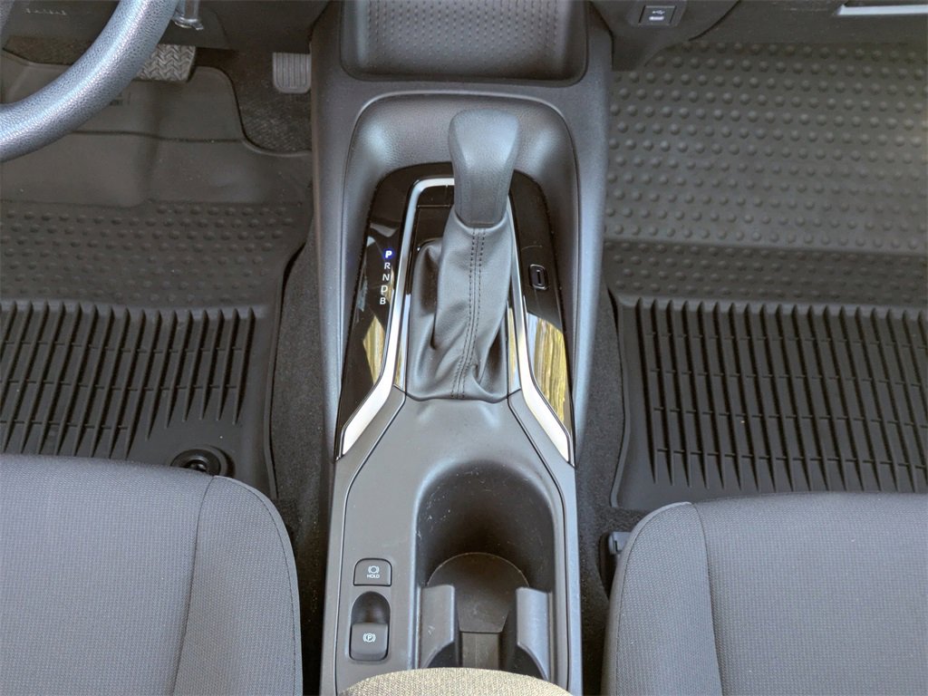 Used 2025 Toyota Corolla LE image 17