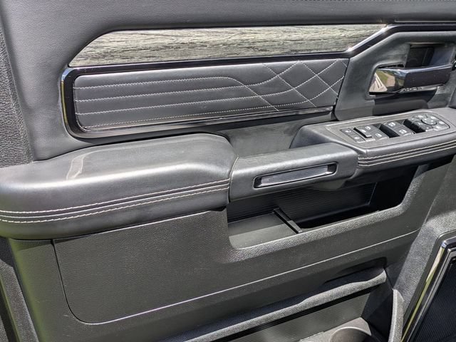 Used 2025 RAM 2500 Limited AWD/4WD image 14