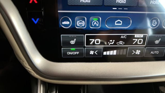 Used 2025 Subaru Outback Limited AWD/4WD image 27
