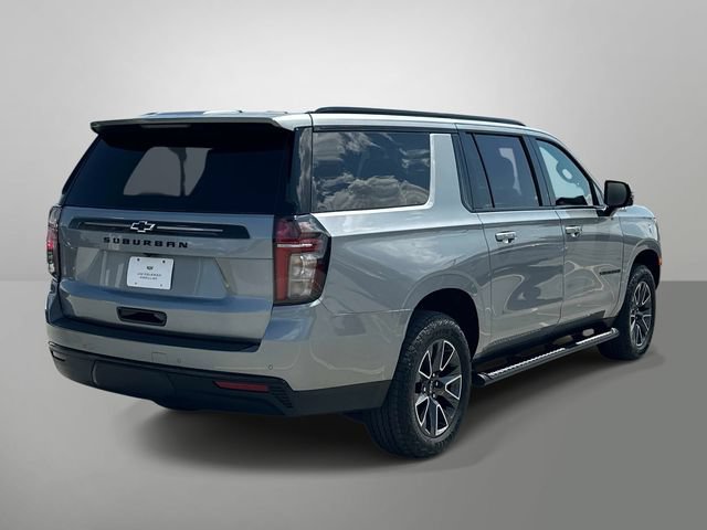 Used 2024 Chevrolet Suburban Z71 w/ Luxury Package AWD/4WD image 25