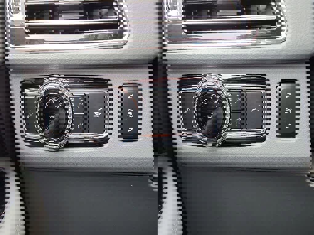 Used 2019 Lincoln Navigator Reserve w/ Cargo Package image 22