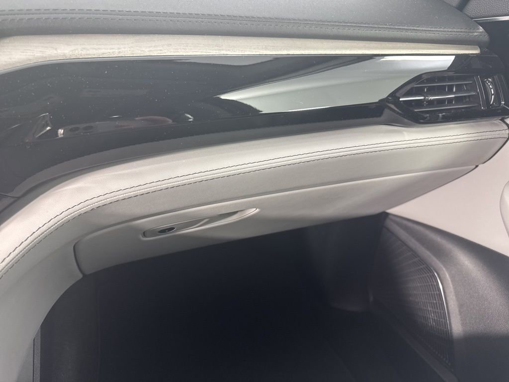 Used 2025 Acura MDX w/ Advance Package image 19