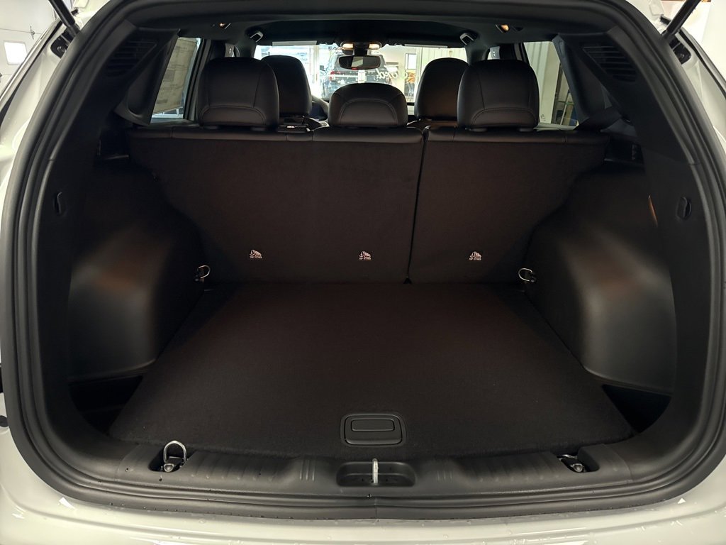 New 2026 Jeep Compass Latitude image 29