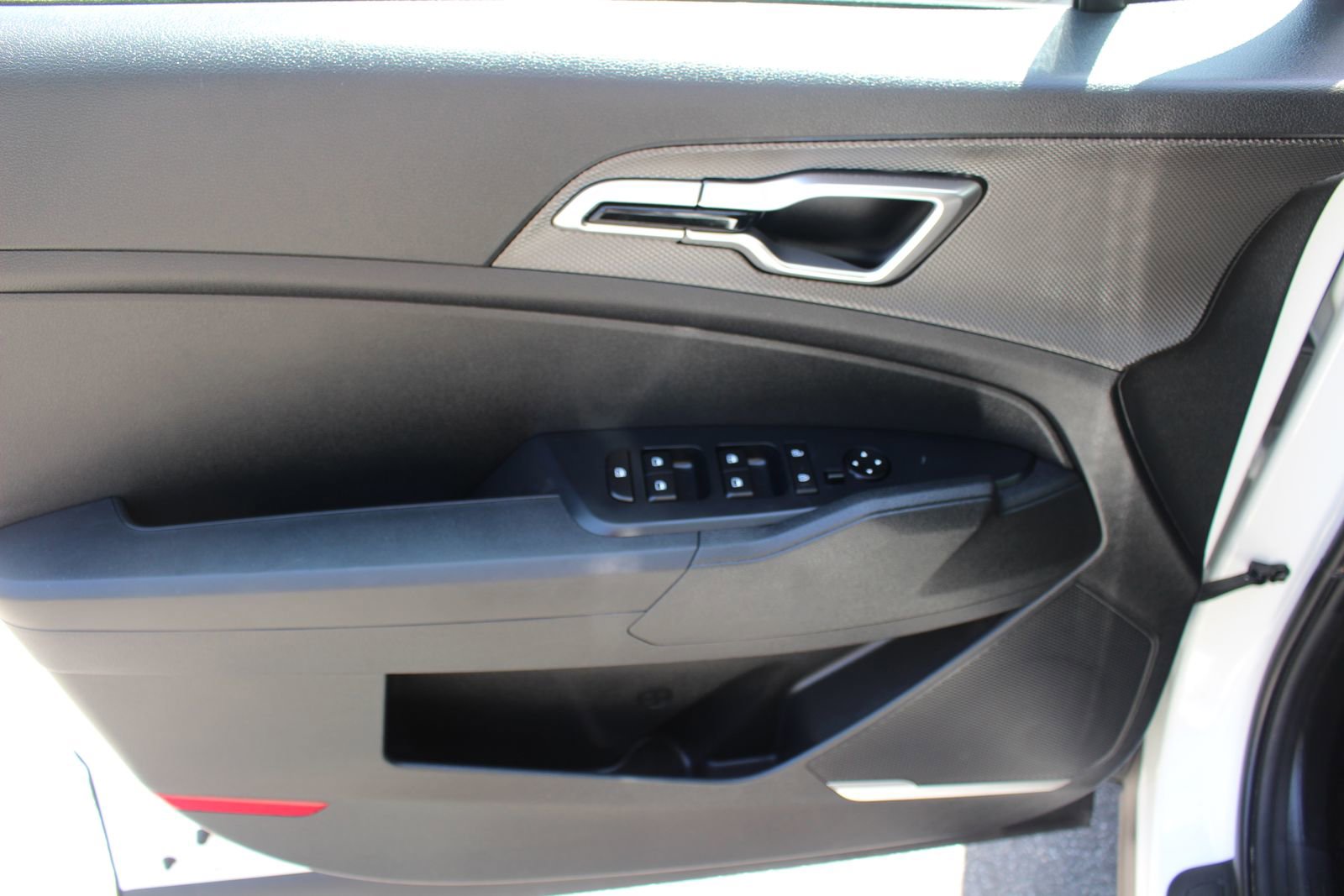 Certified 2023 Kia Sportage LX image 15