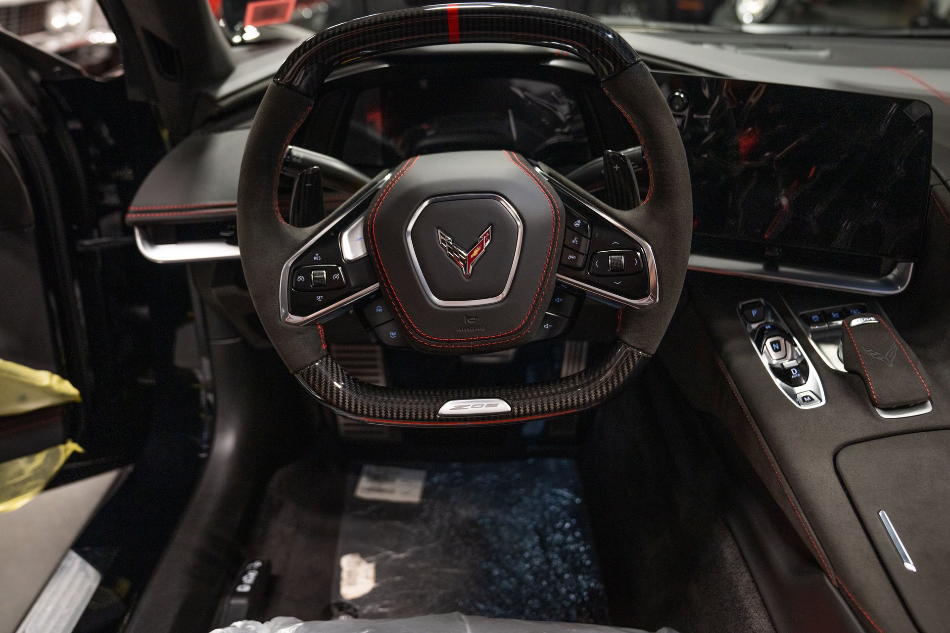 Used 2023 Chevrolet Corvette Z06 w/ Z07 Performance Package RWD image 15