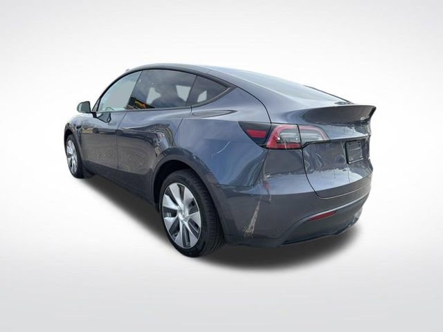 Used 2023 Tesla Model Y Long Range image 7