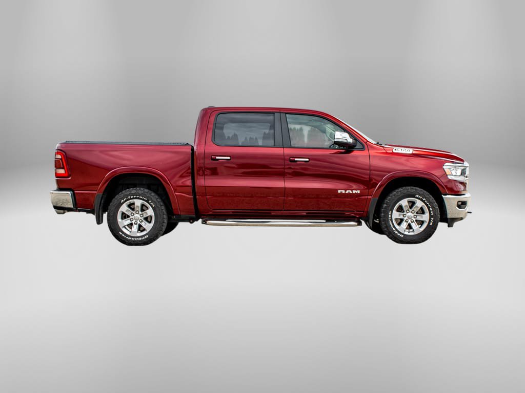 Used 2019 RAM 1500 Laramie AWD/4WD image 2