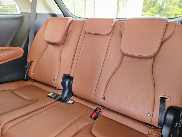 Used 2024 Kia Carnival SX FWD image 32