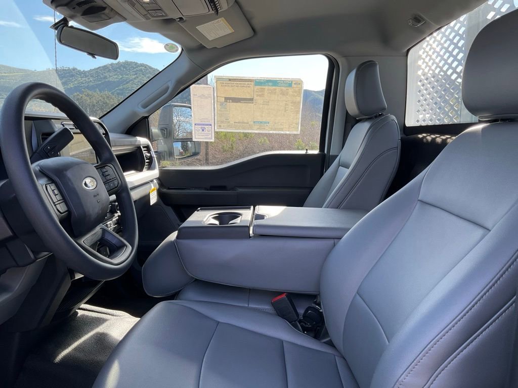 Used 2024 Ford F450 XL w/ XL Chrome Package image 30