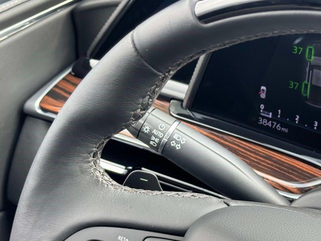 Certified 2024 Cadillac Escalade Premium Luxury AWD/4WD image 7