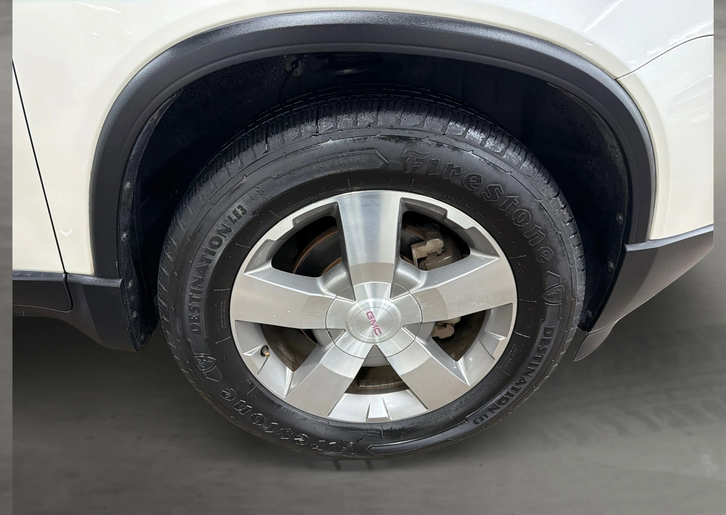 Used 2011 GMC Acadia SLT FWD image 17