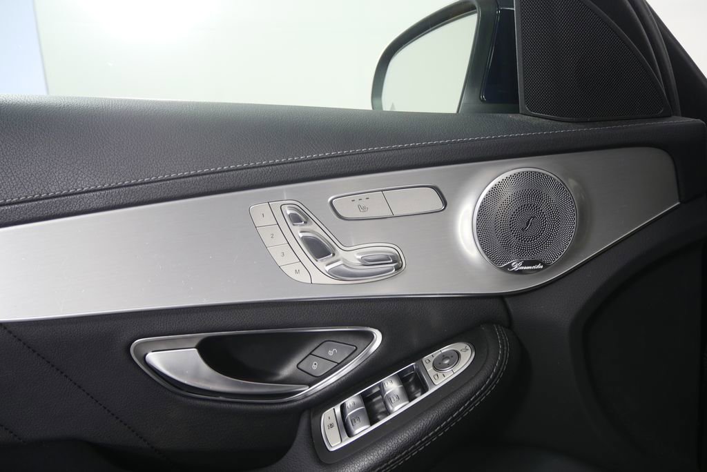 Used 2015 Mercedes-Benz C 400 4MATIC image 8