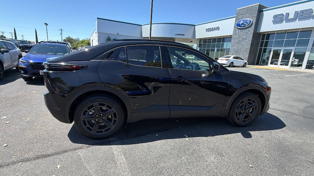 New 2026 Subaru Uncharted AWD image 3