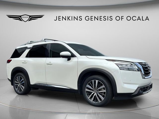 Used 2022 Nissan Pathfinder Platinum w/ Cargo Package FWD image 1
