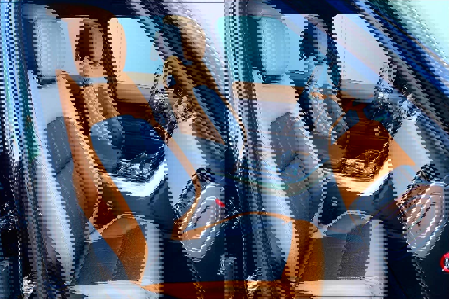 Used 2018 Land Rover Range Rover Sport HSE Dynamic image 7