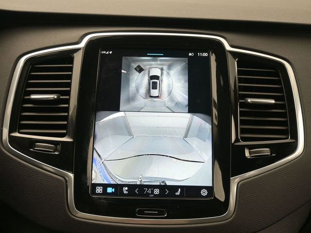 Used 2024 Volvo XC90 B6 Plus w/ Protection Package image 21