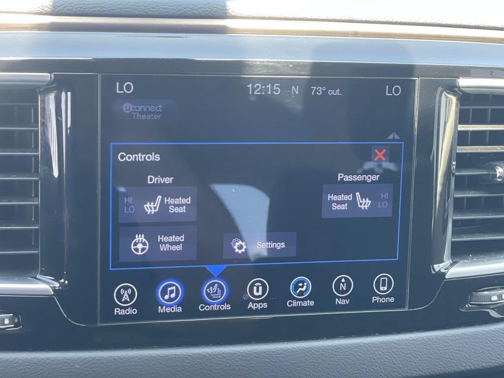 Used 2017 Chrysler Pacifica Touring-L Plus FWD image 14