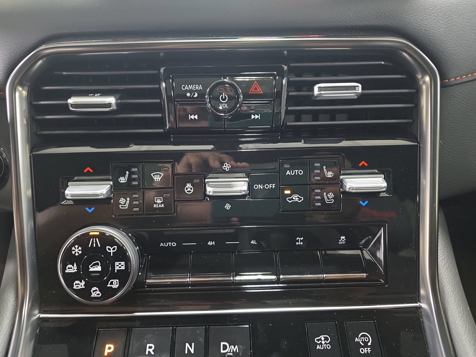 New 2026 Nissan Armada PRO-4X AWD/4WD image 24