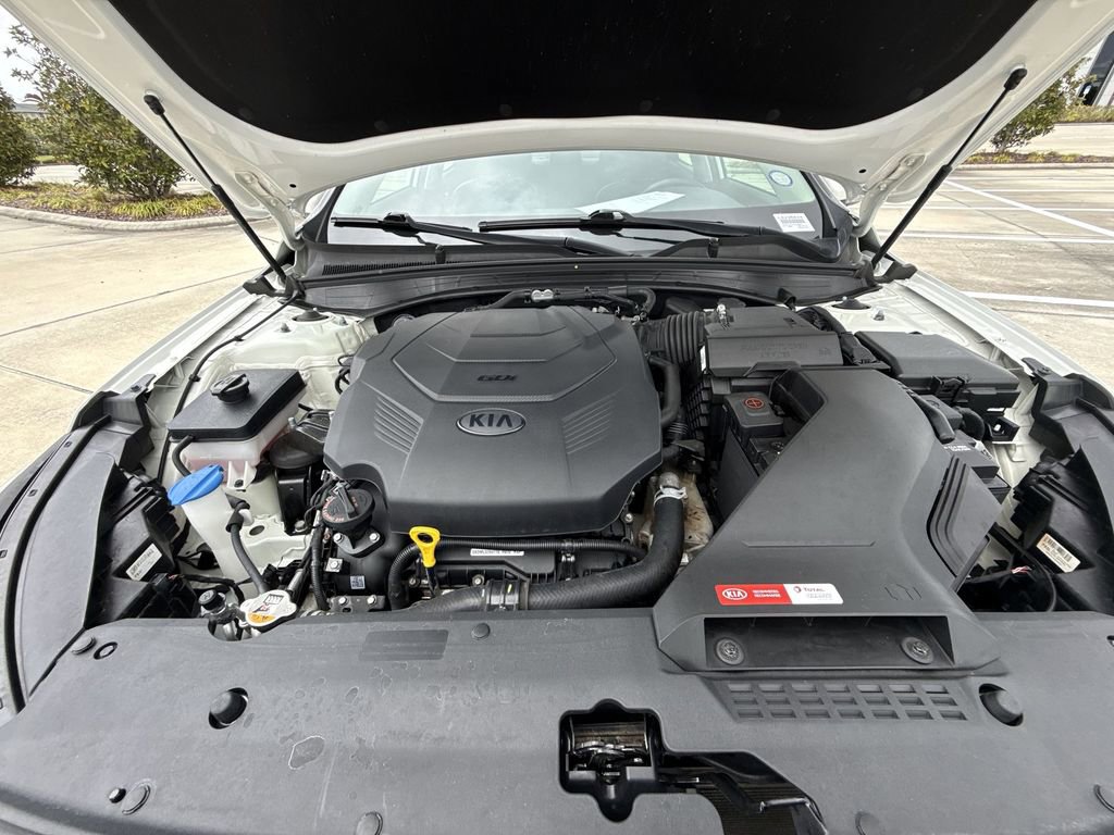 Used 2020 Kia Cadenza Technology FWD image 14