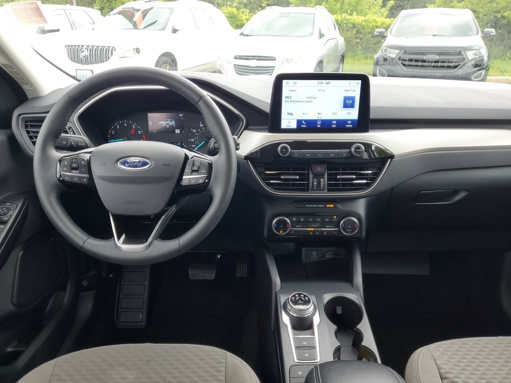 Certified 2022 Ford Escape SE w/ Convenience Package AWD/4WD image 17