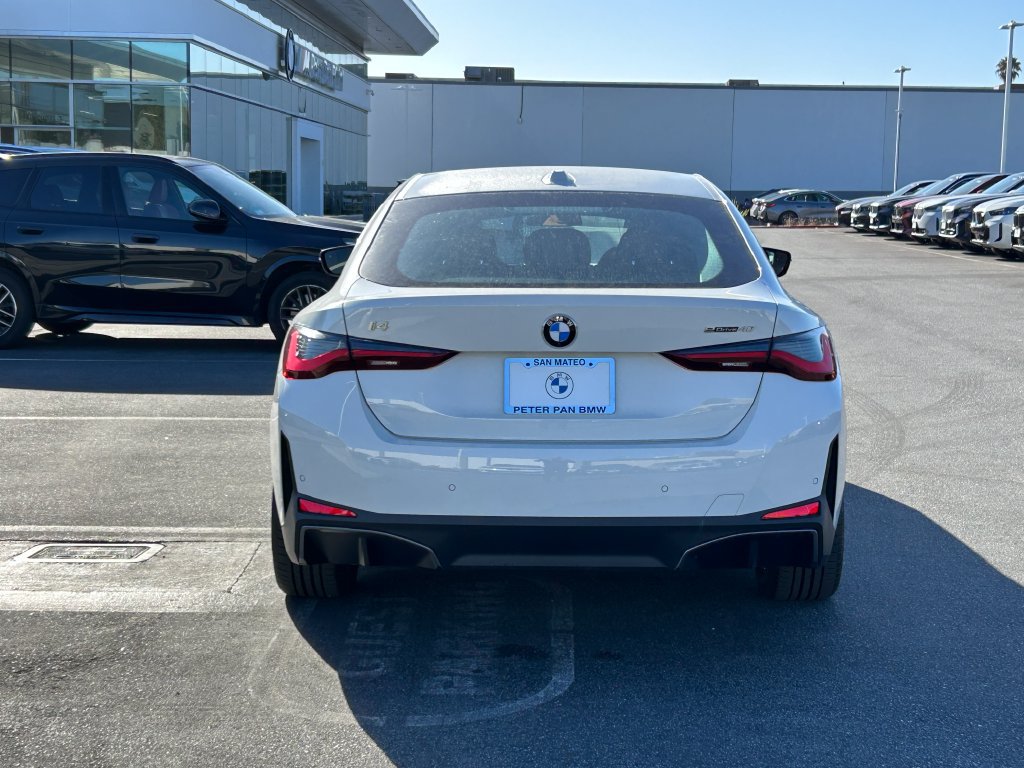 New 2026 BMW i4 eDrive40 RWD image 4