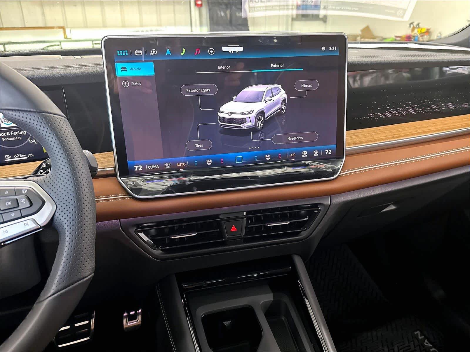 New 2026 Volkswagen Tiguan SEL R-Line AWD/4WD image 6
