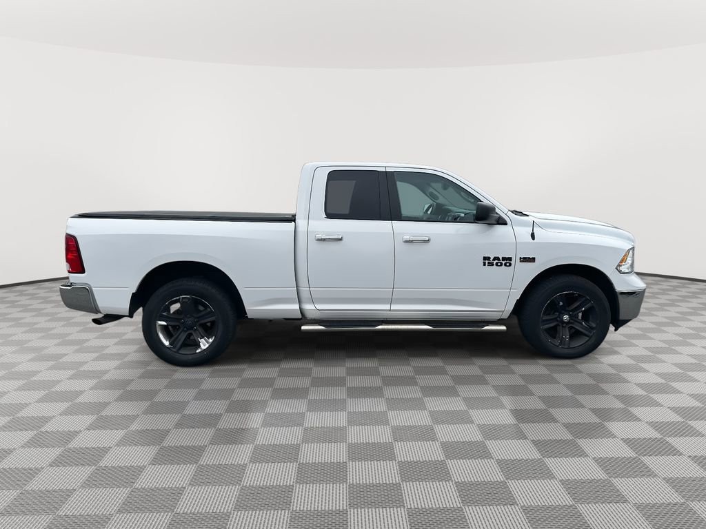 Used 2016 RAM 1500 Classic SLT image 2