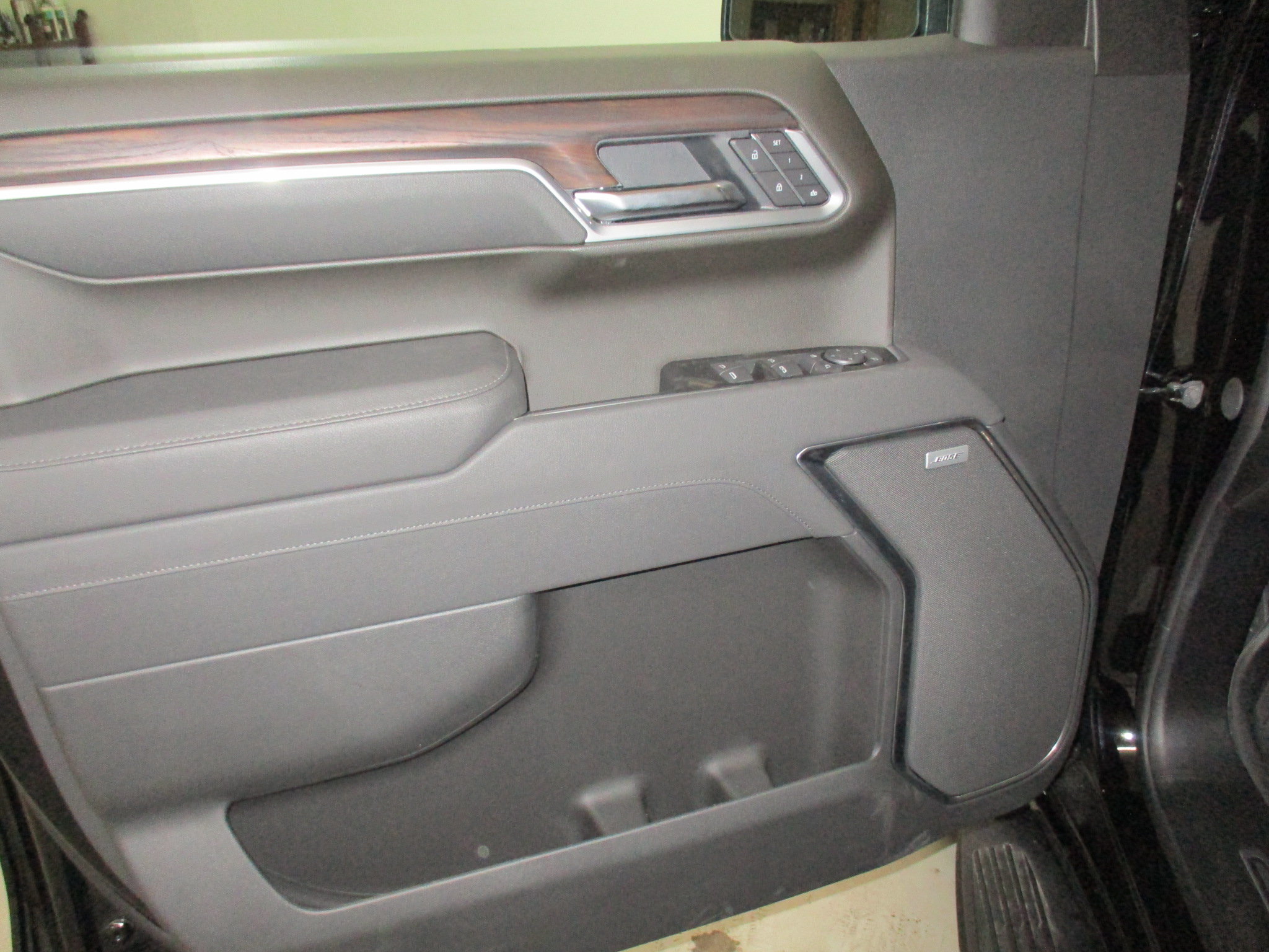New 2026 GMC Sierra 1500 SLT w/ SLT Premium Package image 22