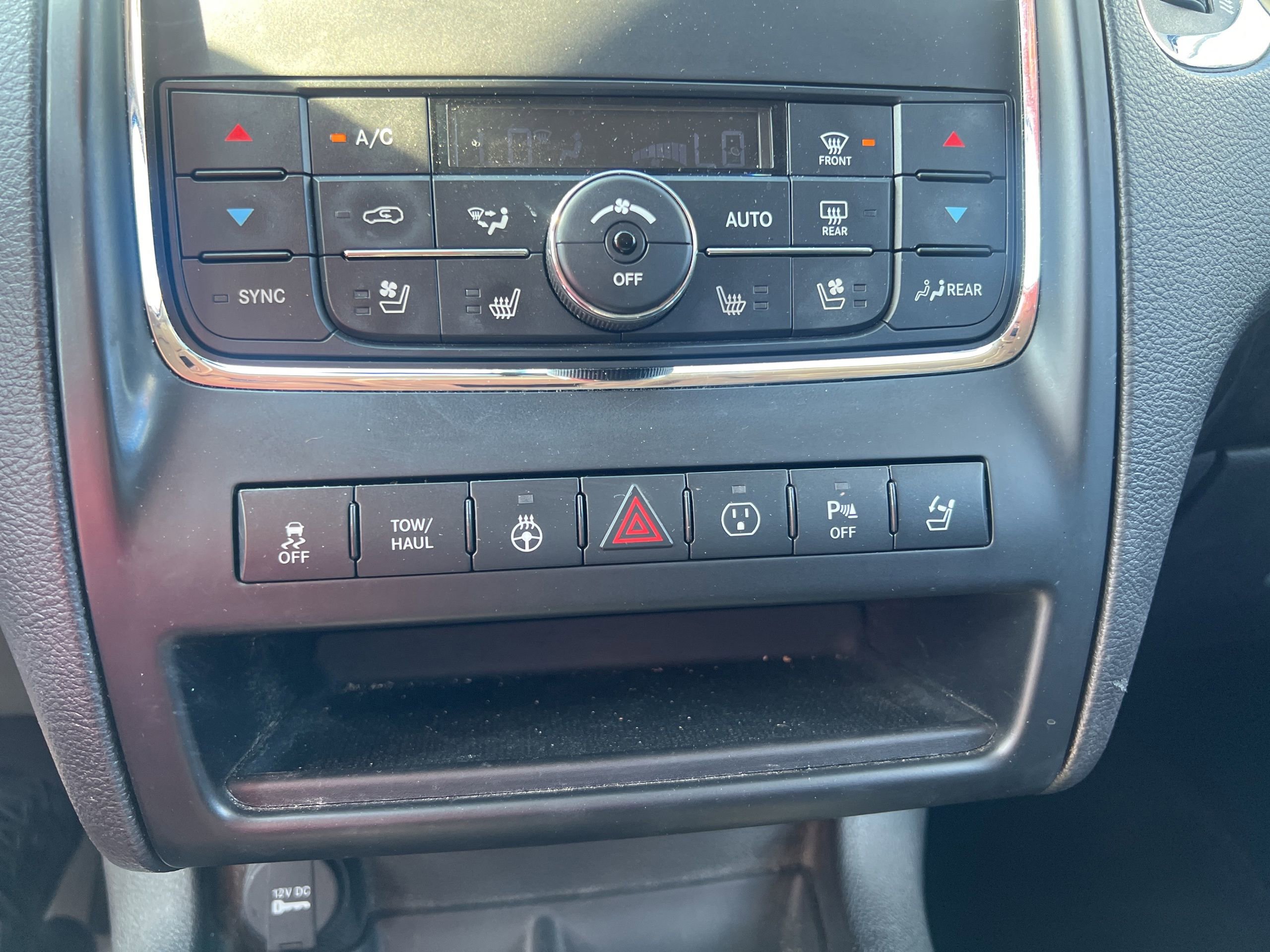 Used 2013 Dodge Durango R/T w/ Leather Interior Group AWD/4WD image 15