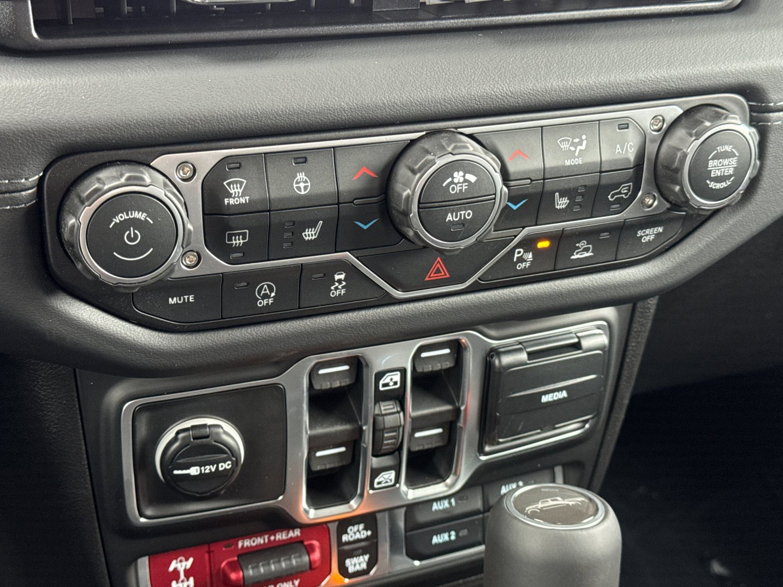 New 2026 Jeep Gladiator Rubicon image 18