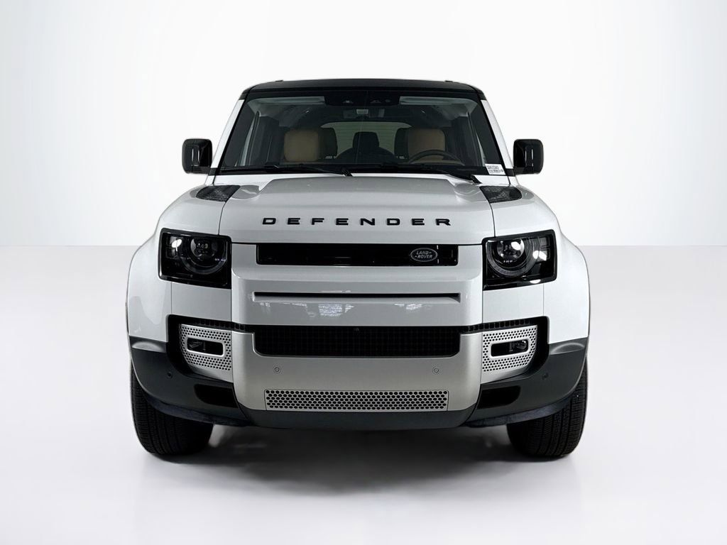 Used 2025 Land Rover Defender 130 S image 8