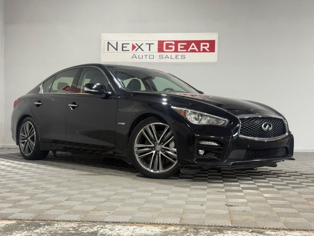 Used 2014 INFINITI Q50 Hybrid w/ Deluxe Technology Package RWD image 1