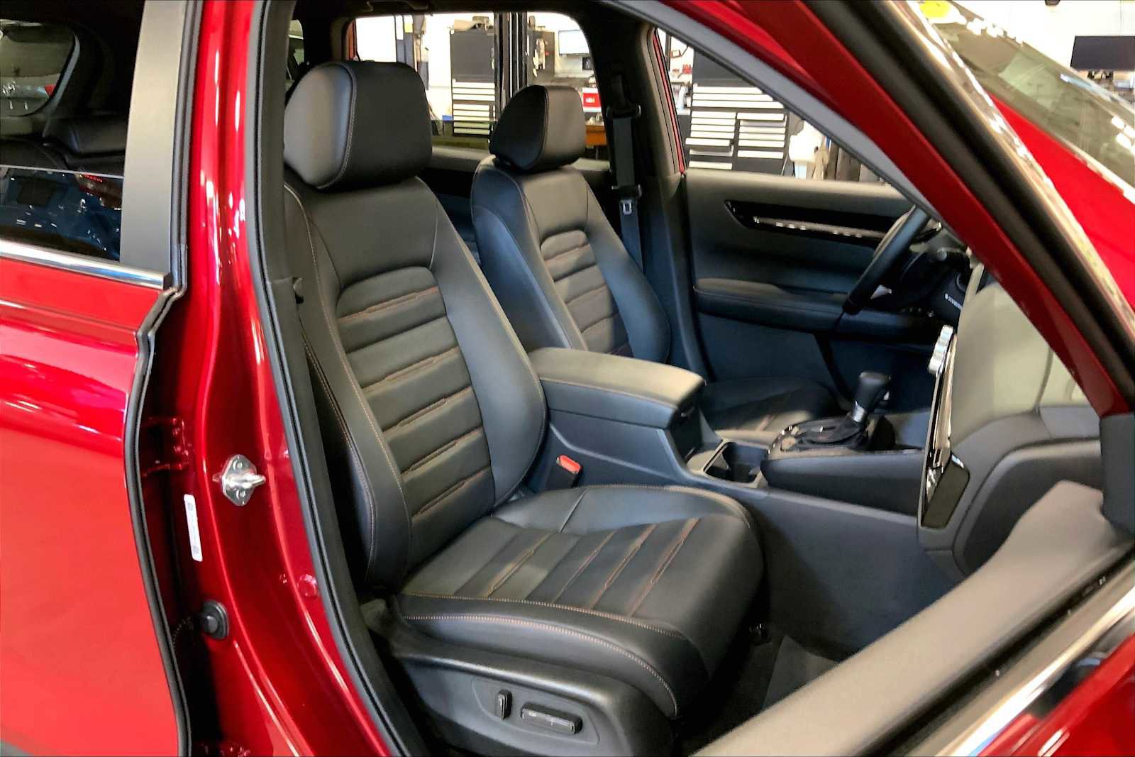 Used 2025 Honda CR-V Sport Touring image 7