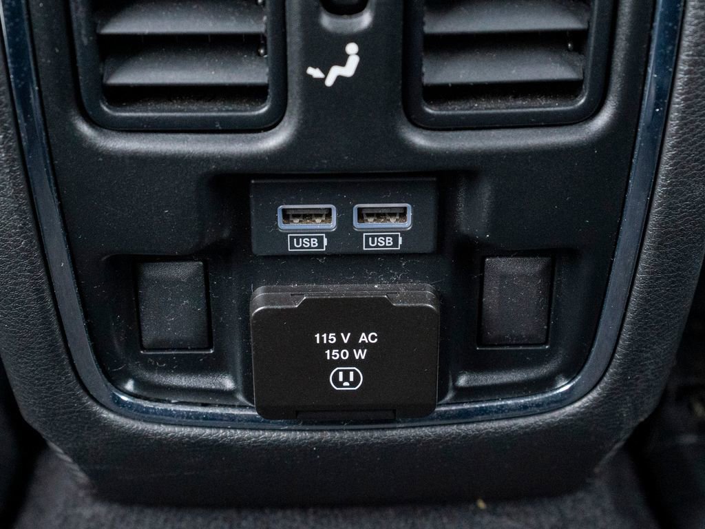 Used 2021 Jeep Grand Cherokee Limited image 43